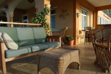 Villa Coral Guesthouse