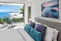 Blue Water Views 16 - 3 Bedroom Penthouse with Ocean Views