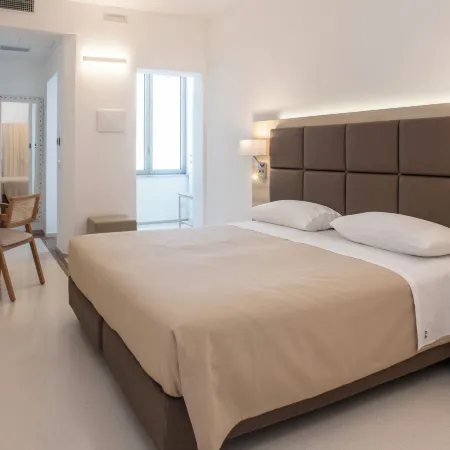 Hotel Albània