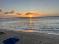 Beautiful Oceanfront Condo on Seven Mile Beach