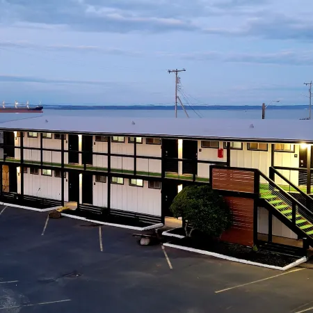 Saltwater Inn