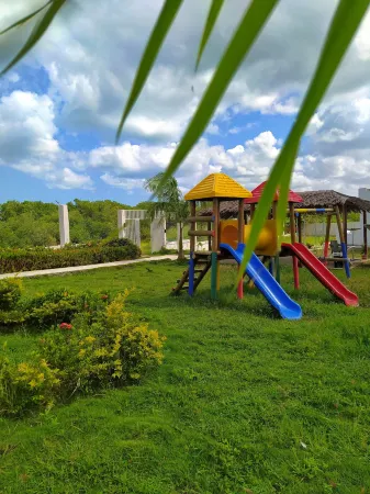 Hotel Castillo del Mar Отели рядом с достопримечательностью «Su lin khaw»