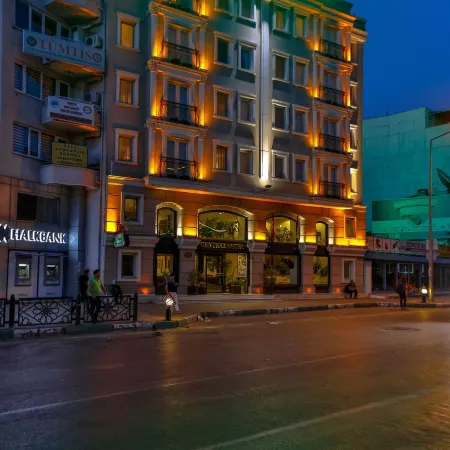 Central Hotel