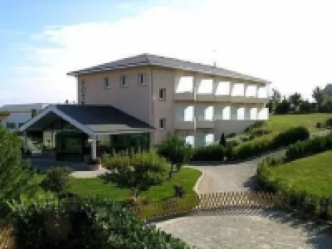 The Originals City, Clos de l'Orgerie ,Château Gonthier Hotels in Mayenne