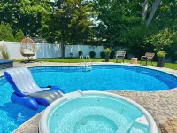 Toddler Friendly, toys, boardwalk, beach, downtown, POOL, & clean! You get ALL!