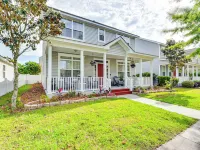 Charming Bluffton Home w/ Yard ~ 3 Mi to Beaches! Hotels in Bluffton
