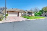 Spacious Mesquite Getaway - 1/2 Mi to Golf Course - parking