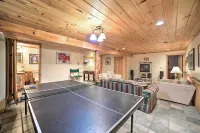 Pet-Friendly New York Cabin w/ Hot Tub & Game Room - parking