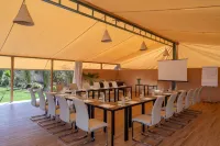 Oasis Lodges - 4-Star