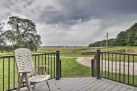 Pet-Friendly Spring Grove Home w/ Serene Yard!