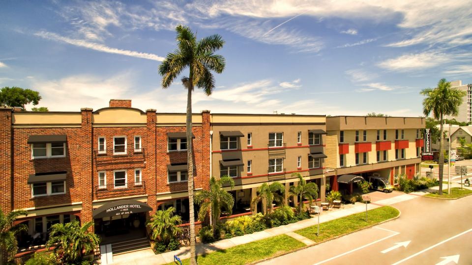 Hollander Hotel - Downtown St. Petersburg