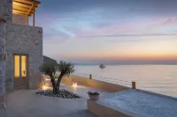 Yerma Suites Limeni Hotels in Itilo