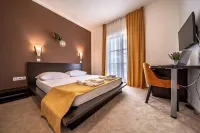 Hotel Nikola - Flughafentransfer