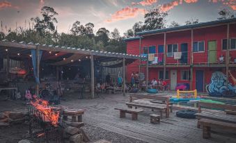 Compay Hostel la Pedrera
