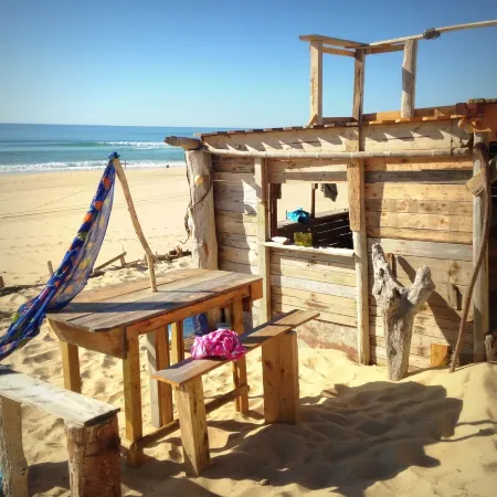 Villa of 150 m2 with swimming pool - 300 m. from the beach Отели рядом с достопримечательностью «Palm'Arès»