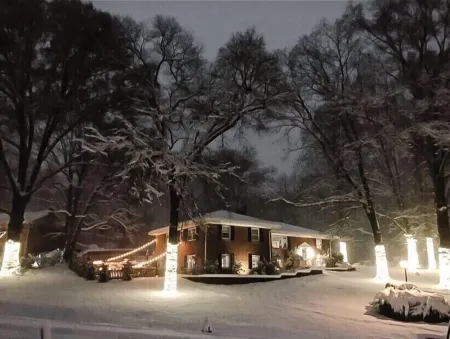 Gorgeously Renovated 3500 square foot Oxford home in Richmond!! Отели рядом с достопримечательностью «Университет Ричмонд»