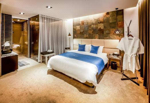 호텔벤틀리 입구 또는 프런트 데스크 이미지