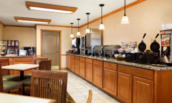 Country Inn & Suites by Radisson Kenosha - Pleasant Prairie