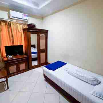 House of Livina Mitra RedDoorz Rooms