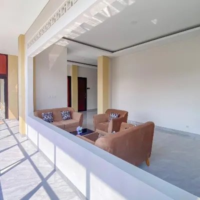 Sans Stay Syariah Asyifa Purwokerto Hotels near Stadion Sepakbola GOR Satria