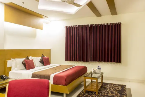 Hotel Somdeep Palace