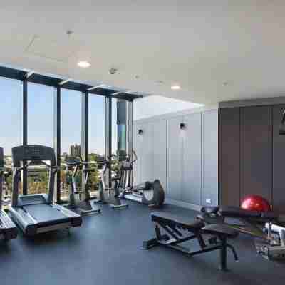 A Cozy Apt with City Views Near Crown Casino Fitness & Recreational Facilities