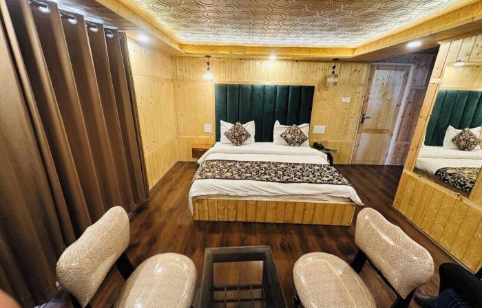 Hotel Mala Castle, Pahalgam