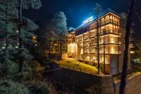 Mastiff Select Mandavya Dharamkot, Mcleodganj - Pools