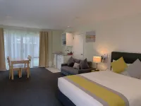 Royal Park Lodge Hotels in Greenlane