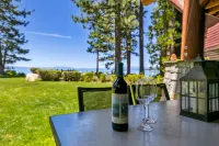Stunning Lake Views and Hot Tub - Luxurious Mountain Retreat