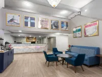 AmericInn by Wyndham Reedsburg Hotels in Reedsburg