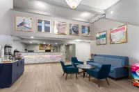 AmericInn by Wyndham Reedsburg - 2-Sterne