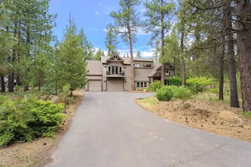 4 Red Fir 6 Bedroom Home