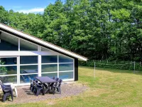 10 Person Holiday Home in Hadsund-by Traum