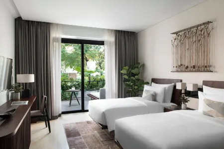 Treeline Urban Resort