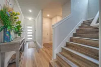 평화로운 파라다이스 프라이빗 풀, 발코니 전망 + 화이트캡 비치까지 5분