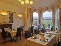 Athol Park Guest House - parking