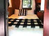 1949 Jim Dandy Vintage Glamping Camper #8 - Premium Resort Amenities Included!