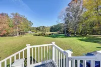 Quiet Killingworth Rental w/ Deck & Grill!