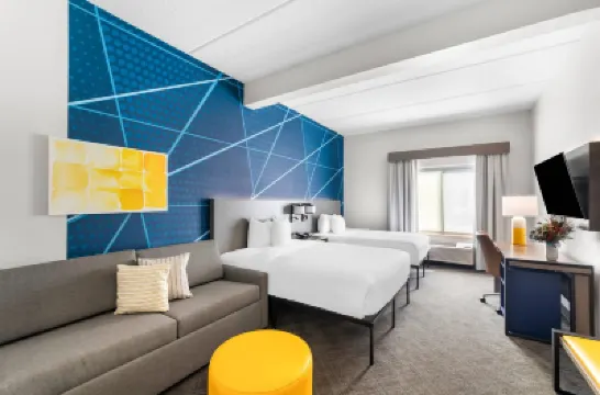 Comfort Suites Austin Airport Hotels near Austin-Bergstrom International Airport