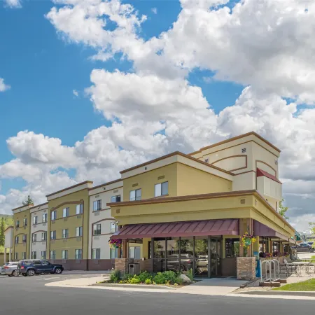 Best Western Alpenglo Lodge