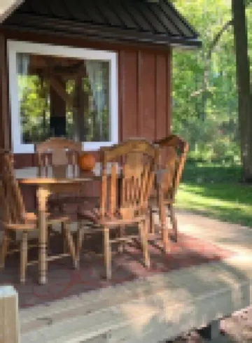 Livingston cabin