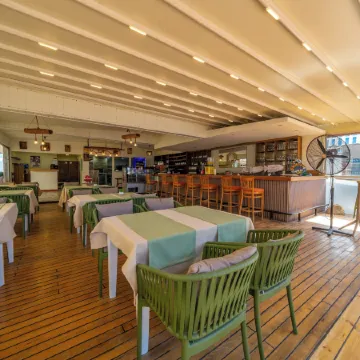 Halikarya Hotel & Restaurant Beach