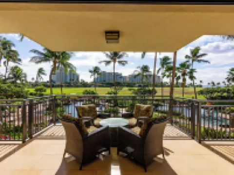 ハレ カウウェラ コ オリナ リゾート ヴィラ ウィズ ビューズ カポレイのホテル