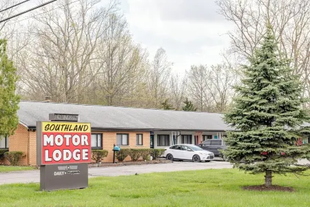 1BR w Smart TV AC Self Check-in MI