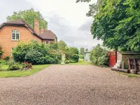 Idyllic Countryside Cottage in Worcestershire Hotels in Pershore