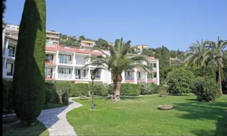 Studio in a Pierre & Vacances residence.