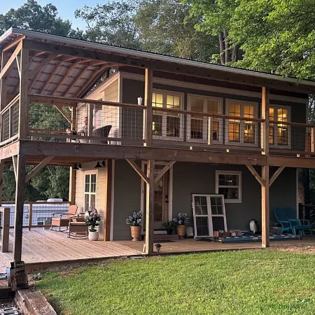 Lakeview Getaway with Stunning Sunsets with lake access
