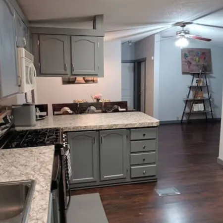 Pet friendly & Charming 3-bedroom mobile home with WiFi, in fabulous Reno-Tahoe