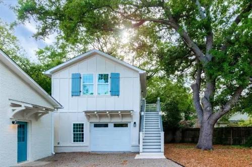 NEW 1 Bedroom Coastal Retreat in the heart of Mount Pleasant